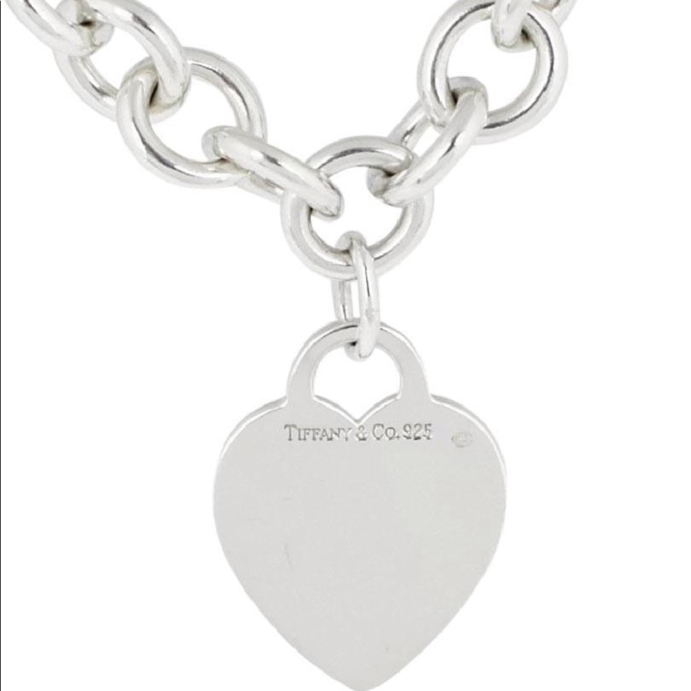 ⭐️AUTHENTIC⭐️ Tiffany & co heart pendant necklace